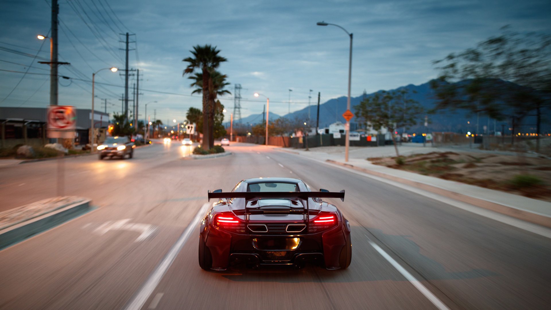 九游-希腊女篮在欧洲锦标赛中再迎佳绩，传统劲旅不断保持强势，希腊女球迷